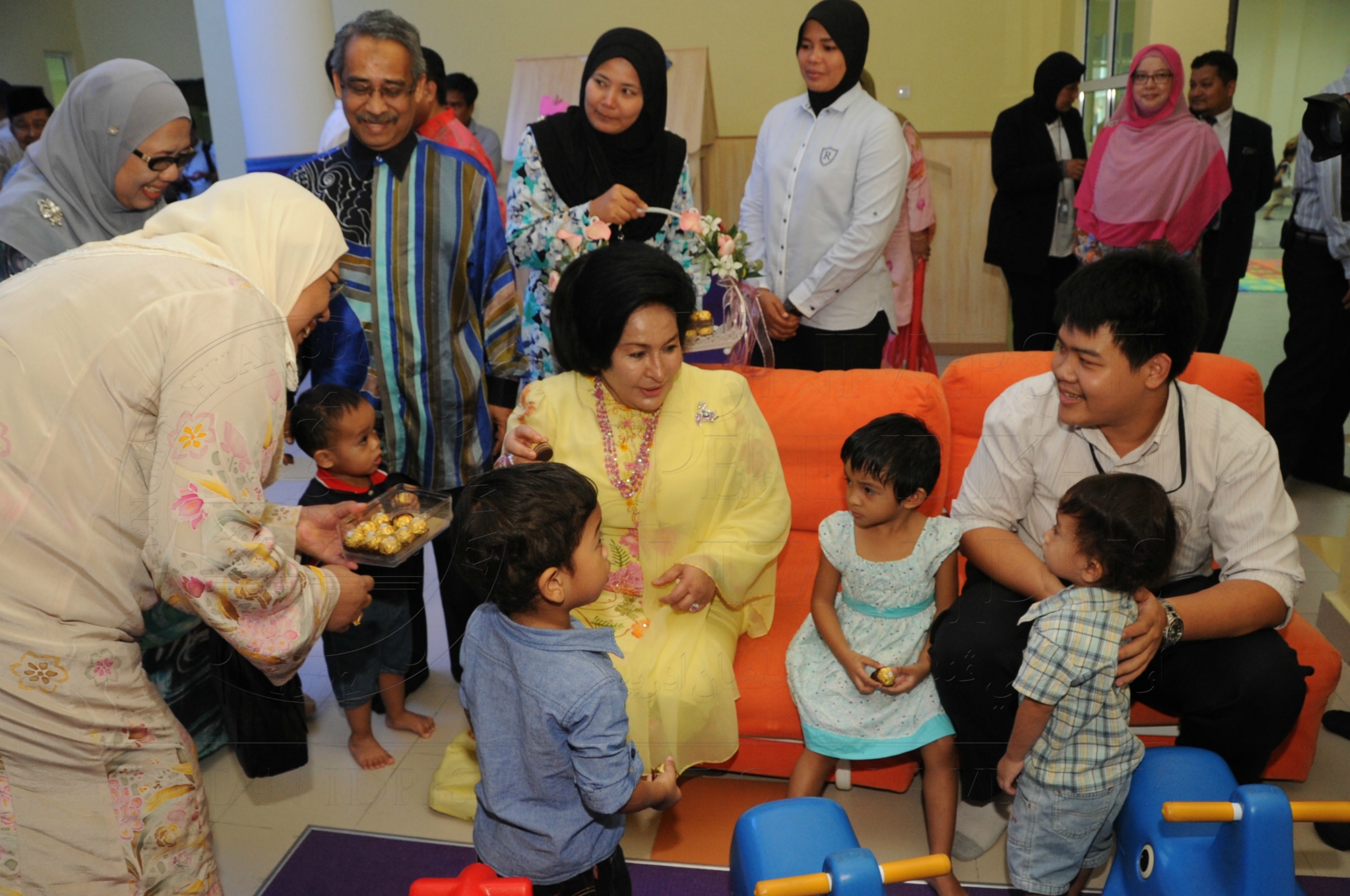 PRO16 32 NCDC HAS 3694